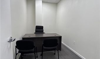 1110 SE 28th St, Bentonville, AR 72712