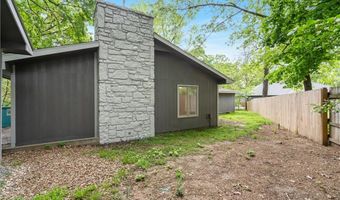 16 Amesbury Ln, Bella Vista, AR 72715