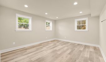8613 MELWOOD Rd, Bethesda, MD 20817