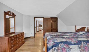 8 Marion Ave, Andover, MA 01810