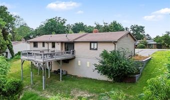 11 Windswept Dr, Arnold, MO 63010