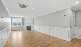 9 Joseph N Zenga Jr Blvd 112, East Greenwich, RI 02818