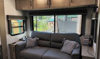 54432 McKenzie Hwy 35, Blue River, OR 97413