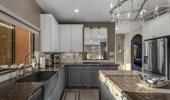 7199 E RIDGEVIEW Pl 221, Carefree, AZ 85377