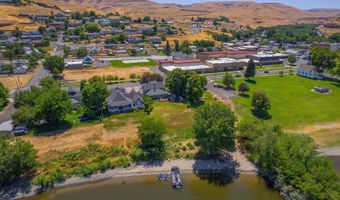 407 1st St, Asotin, WA 99402