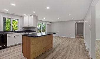 7 Philip Ave, Augusta, ME 04330