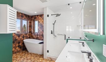 708 PALISADES Ln, Alpine, WY 83128