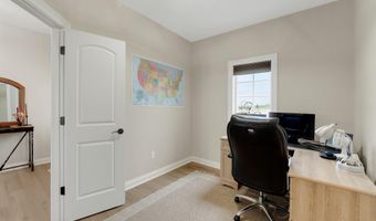 201 Thoroughbred Ln, Auburn, IN 46706