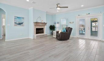 1074 S BAY St, Aransas Pass, TX 78336