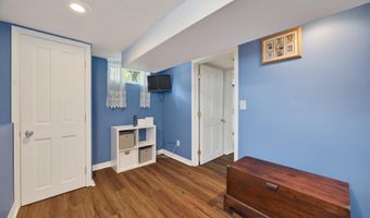 291 W Davis St, Bloomfield, IN 47424