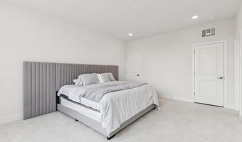 42597 NUBBINS Ter, Ashburn, VA 20147