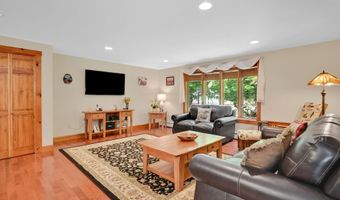 373 Broad Way, Coventry, CT 06238