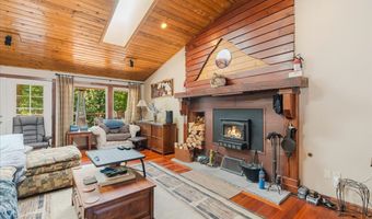 20525 E MOUNTAIN COUNTRY Ln, Brightwood, OR 97011