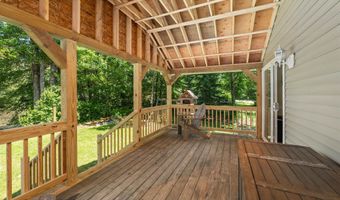 70 Riverside Dr, Allenstown, NH 03275