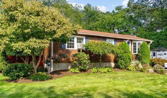 72 Winifred Ave, Warwick, RI 02889