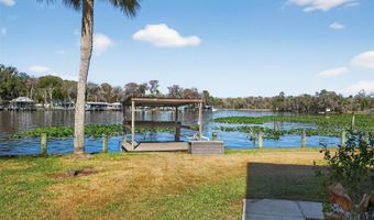 1640 JUNO Trl 102A, Astor, FL 32102