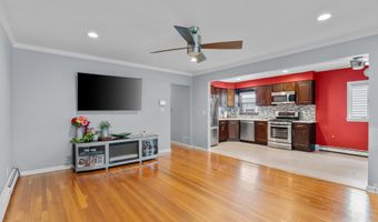 183 W 1ST St, Bayonne, NJ 07002
