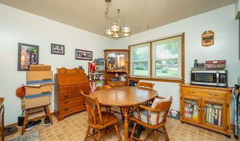1107 4th St SW, Altoona, IA 50009