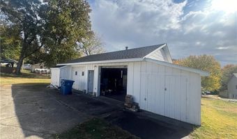 2943 NE Walnut Rd, Avondale, MO 64117