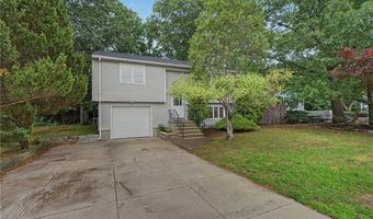 15 Atlantic Ave, North Providence, RI 02904
