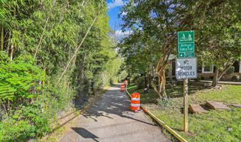 7420 WESTLAKE Ter 304, Bethesda, MD 20817