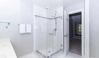 504- J N THOMAS St J, Arlington, VA 22203