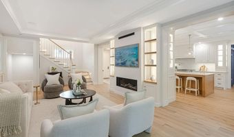 84 Coggeshall Ave, Newport, RI 02840