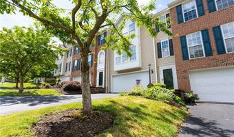 612 Village Green E Blvd, Adams Twp., PA 16046