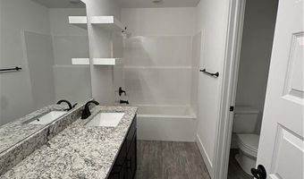 7100 SW Basswood Ave, Bentonville, AR 72712