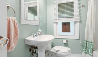 2104 Arborview Blvd, Ann Arbor, MI 48103