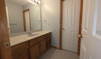 188 Greenwood Dr, Blakeslee, PA 18610