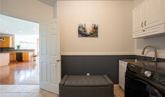 12447 Lesswing Rd, Alden, NY 14004