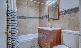 524 Parkbrook St, Spring Valley, CA 91977