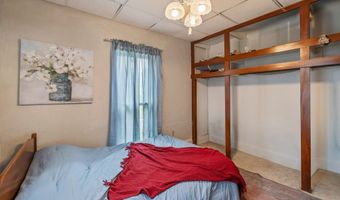 311 E 4th St, Riverside, IA 52327