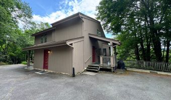 625 Old Turnpike Rd E, Banner Elk, NC 28604
