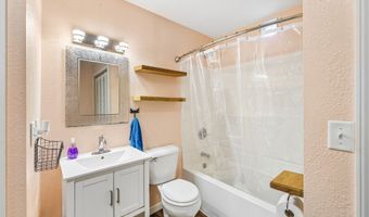 708 5th St SE, Altoona, IA 50009