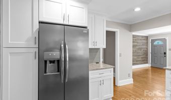 5235 Auburndale Rd, Charlotte, NC 28205