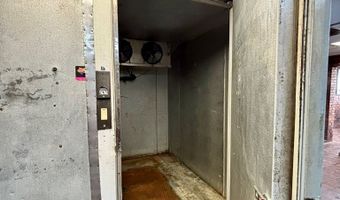 210 W Calhoun St, Bruce, MS 38915
