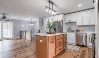 505 5th St SE, Altoona, IA 50009
