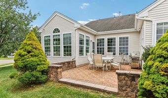 10 Pierhead Dr, Barnegat, NJ 08005