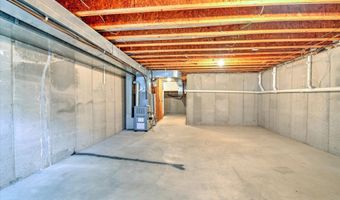 27 Esplanade Way, Bayville, NJ 08721
