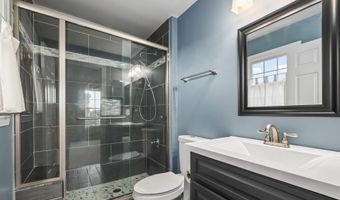 43257 AUGUSTINE Pl, Ashburn, VA 20147