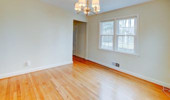 5214 DANBURY Rd, Bethesda, MD 20814