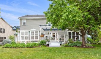 1860 Haverford Dr, Algonquin, IL 60102
