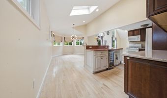 7 Sherborne Cir, Ashland, MA 01721