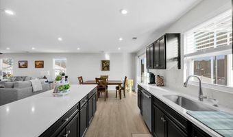 2315 Caffry Ln, Boiling Springs, SC 29316