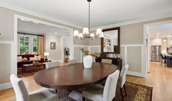 7032 WILSON Ln, Bethesda, MD 20817