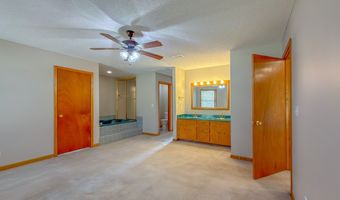 112 River Oaks Dr, Bainbridge, GA 39819