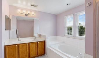 20400 CHARTER OAK Dr, Ashburn, VA 20147