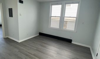 27 E 46TH St 3, Bayonne, NJ 07002